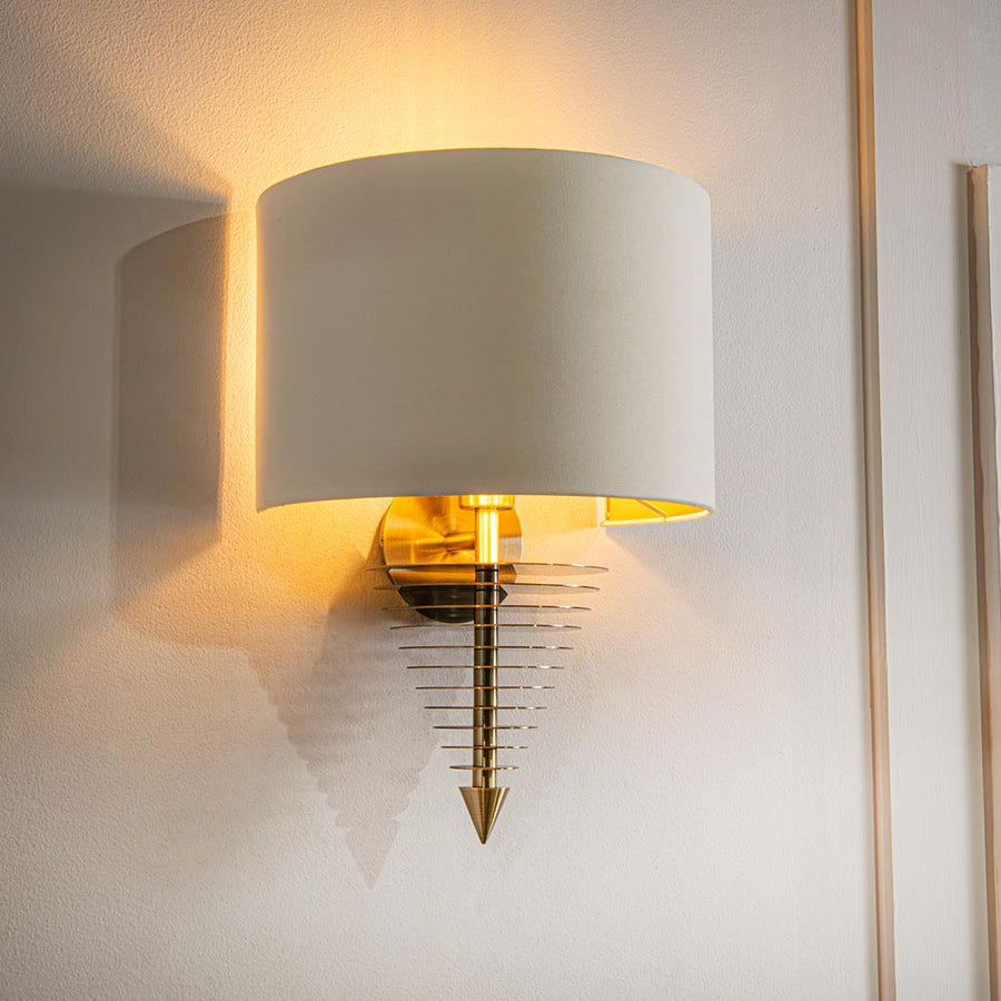 Lea Wall Lamp in antique brass and opal — detail