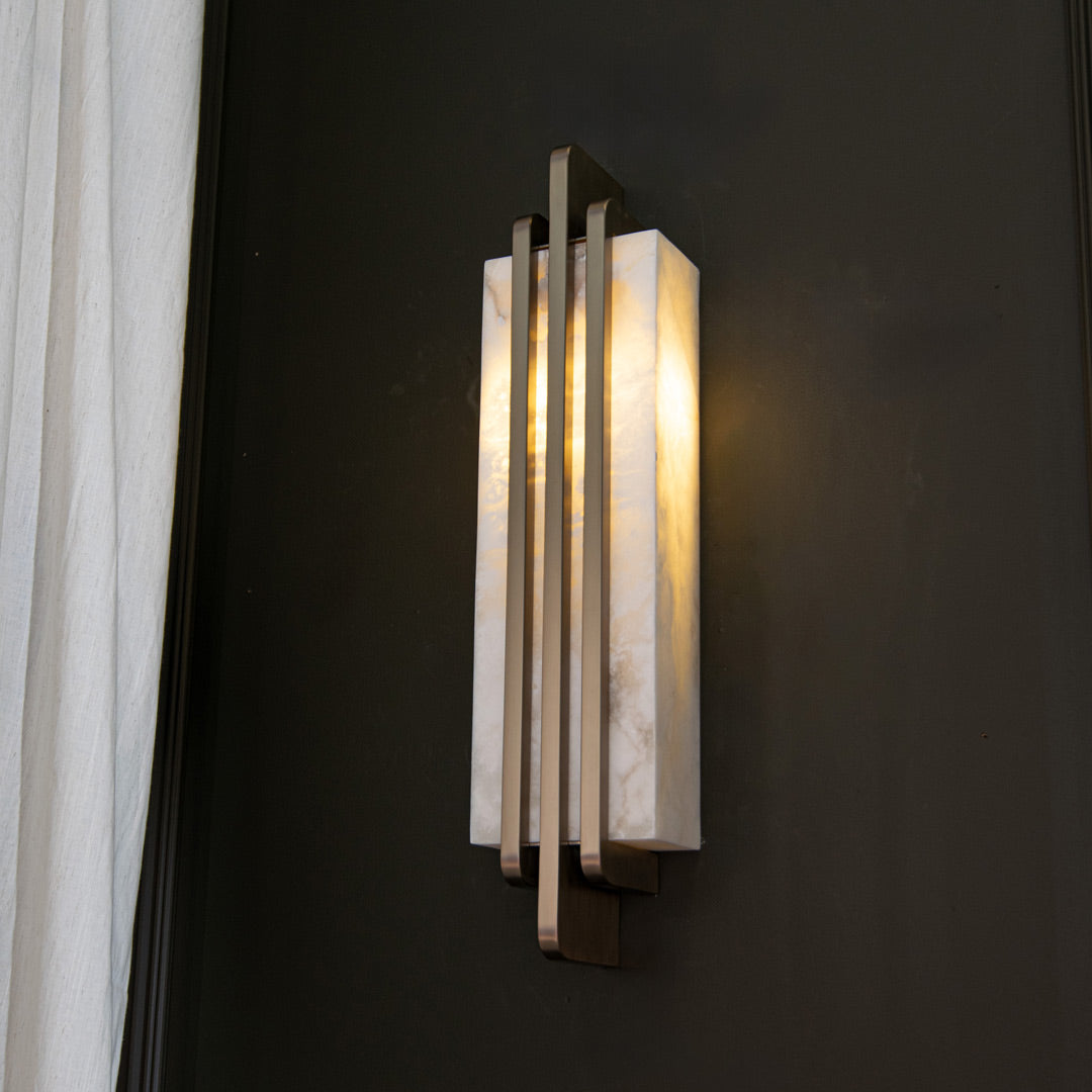 Llewellyn Wall Lamp