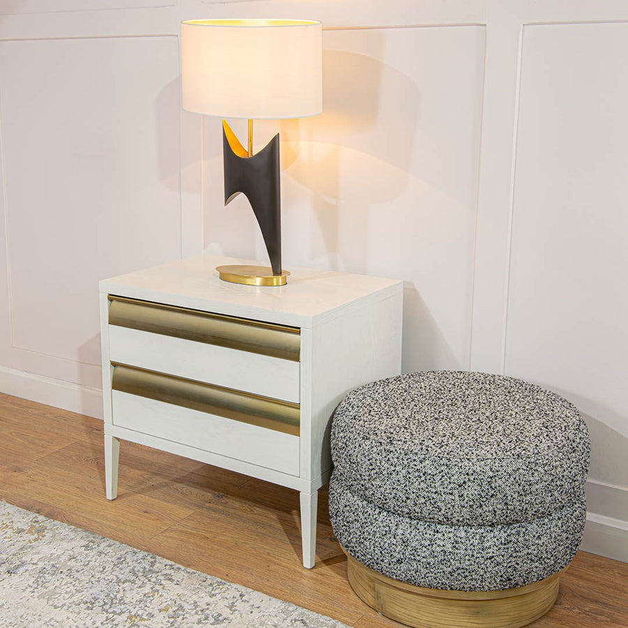 Rhona Side Table in white and brass — detail