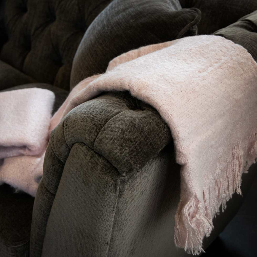 Sophia Faux Mohair Throw - Baby Pink