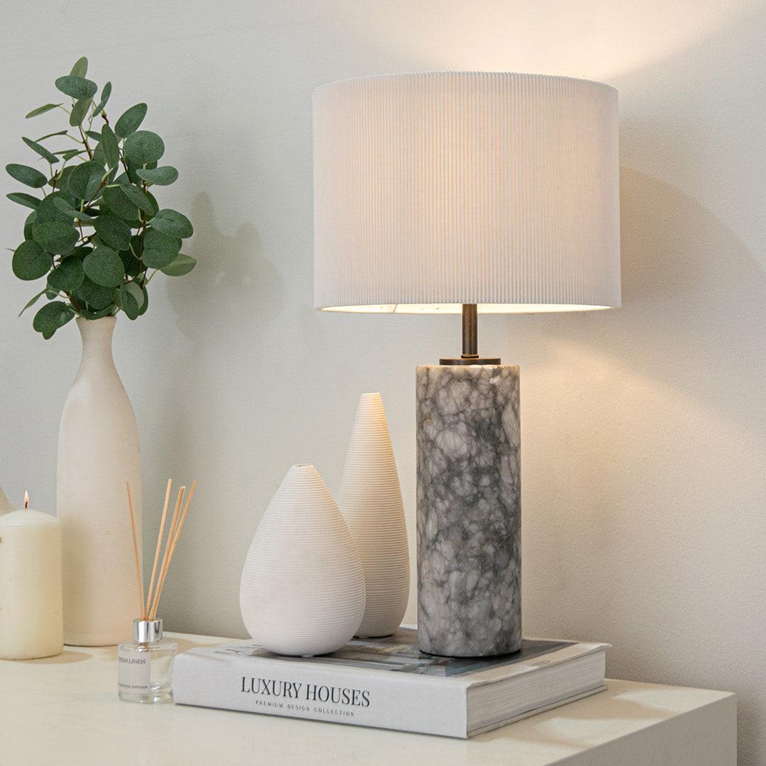 Vincio Table Lamp