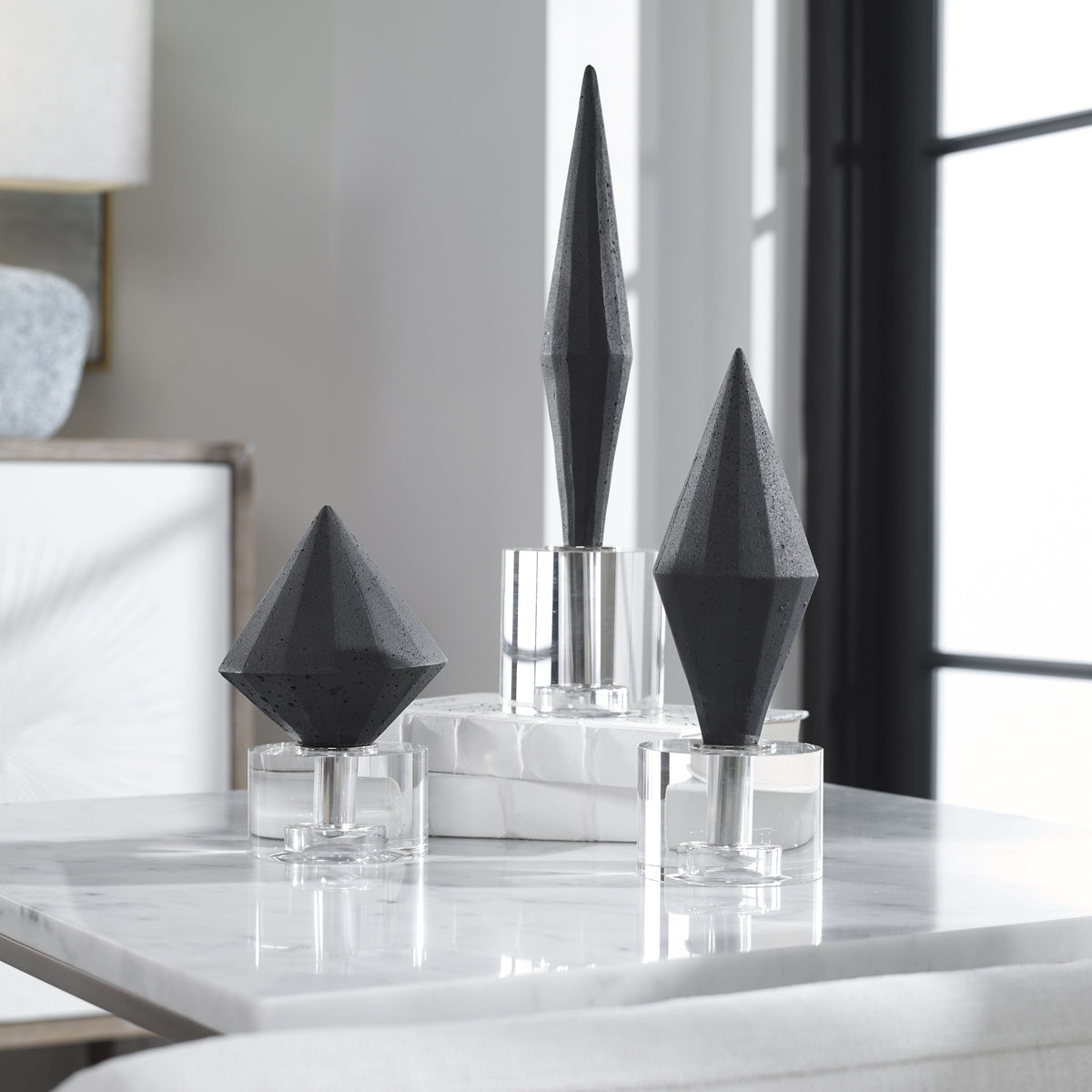 Alize Black Sculptures – Set of 3