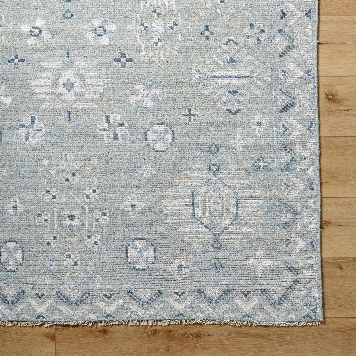 Almeria Hand Knotted Rug – 366 x 269 cm