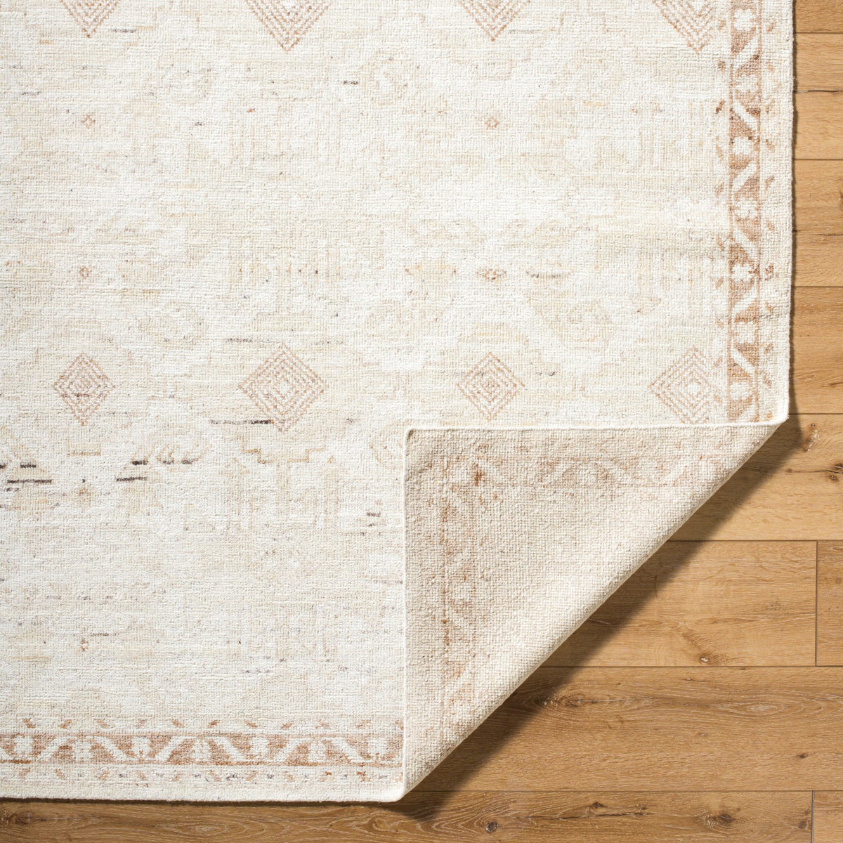 Agora Hand Knotted Rug – 305 x 244 cm