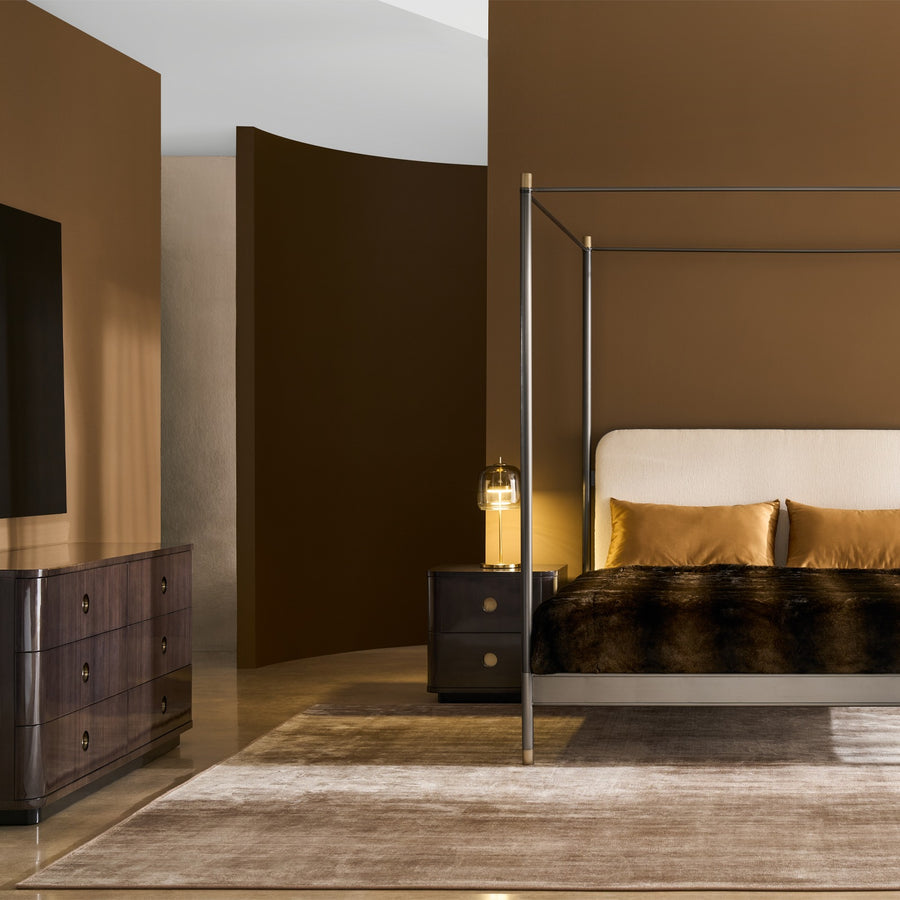 Bachelor Dresser