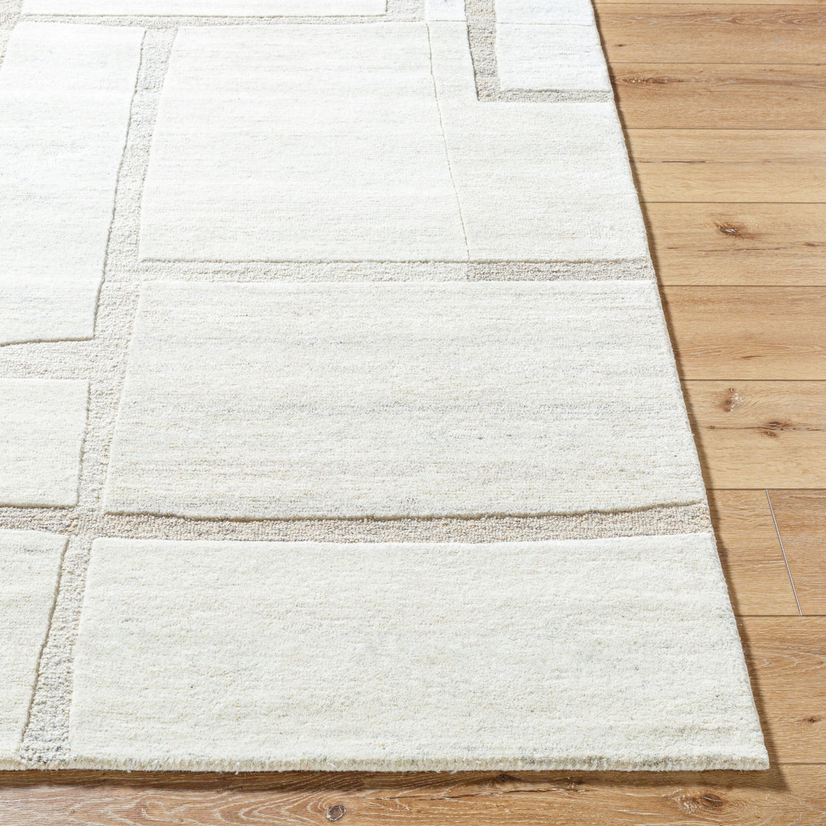Brook Hand Tufted Rug – 229 x 152cm