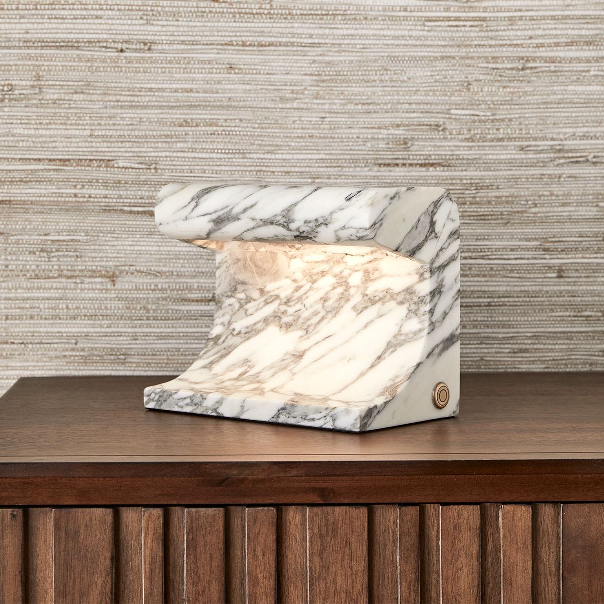 Carved Beam Rechargeable Mini Lamp – Arabescato Marble
