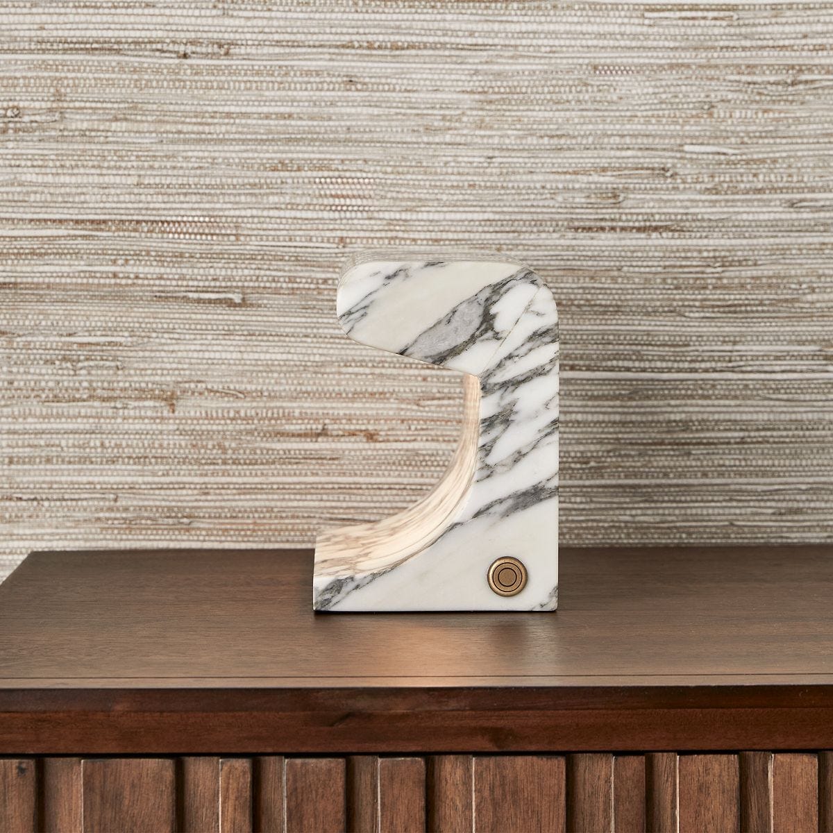 Carved Beam Rechargeable Mini Lamp – Arabescato Marble
