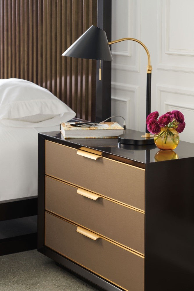 Pinstripe US King Size Bed