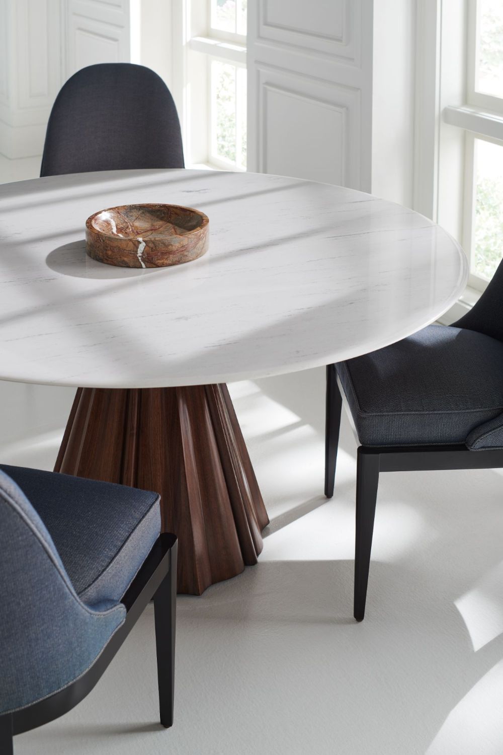 All Natural Round Dining Table – 152cm
