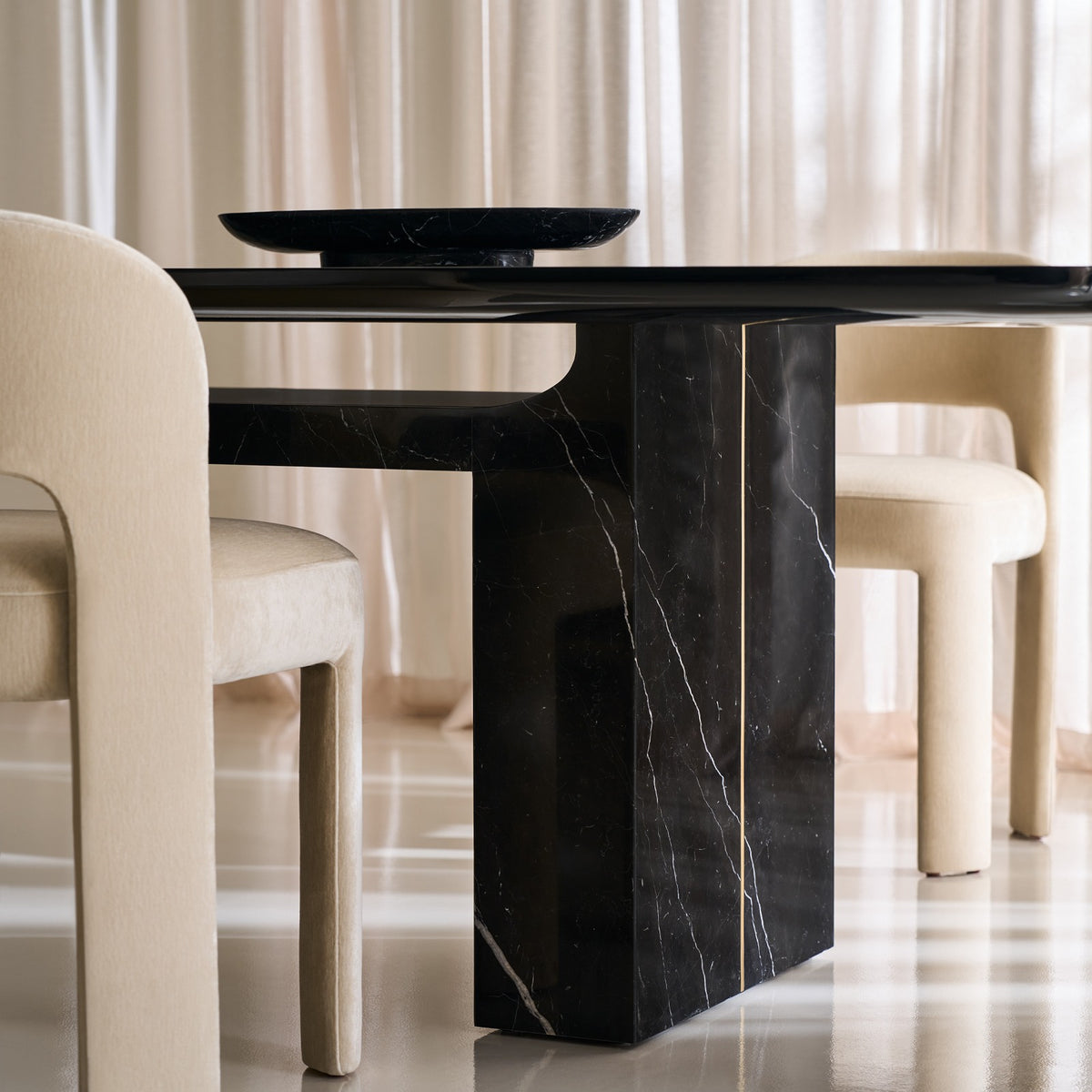 Overlap Rectangle Dining Table – Dark, 284cm