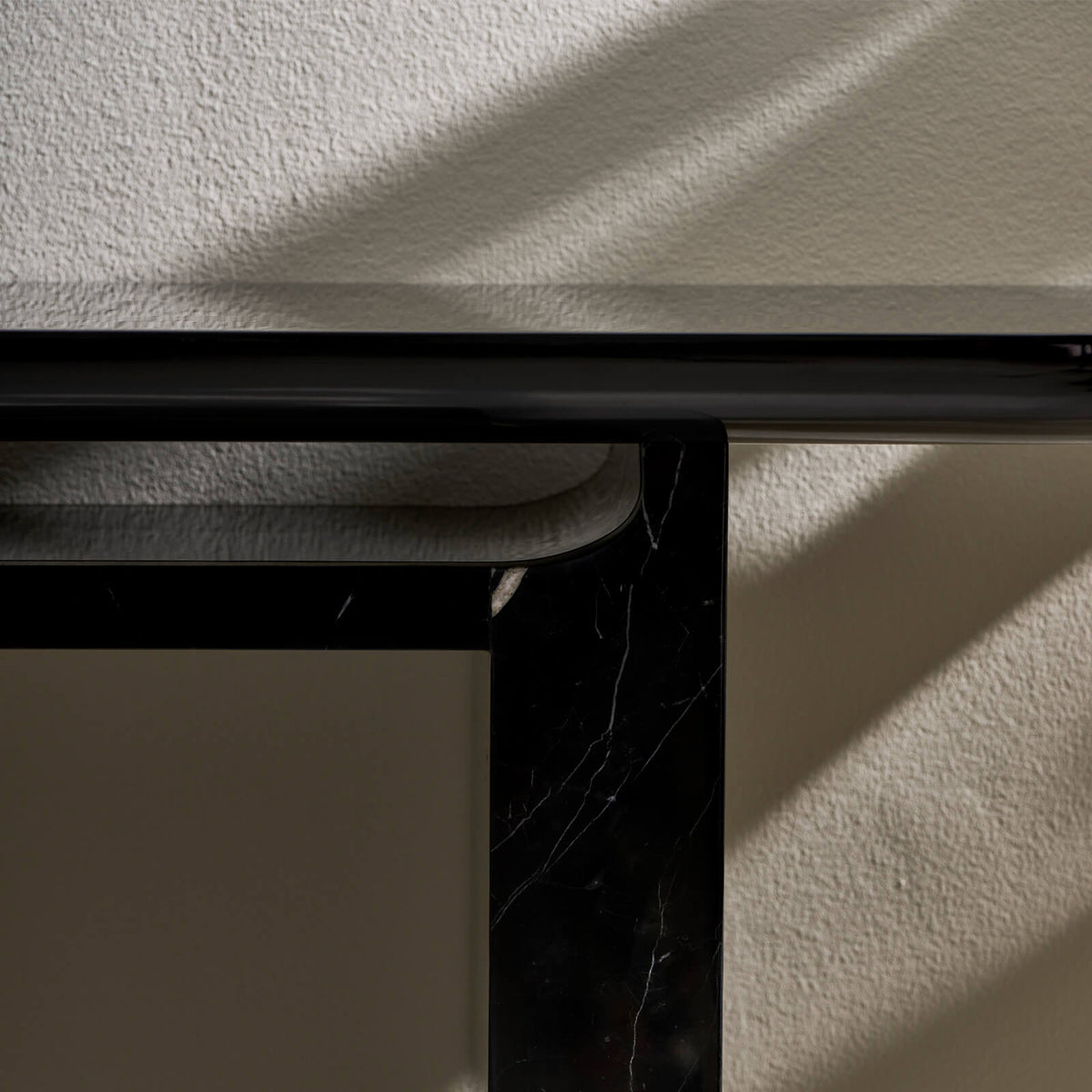 Overlap Console Table – Dark