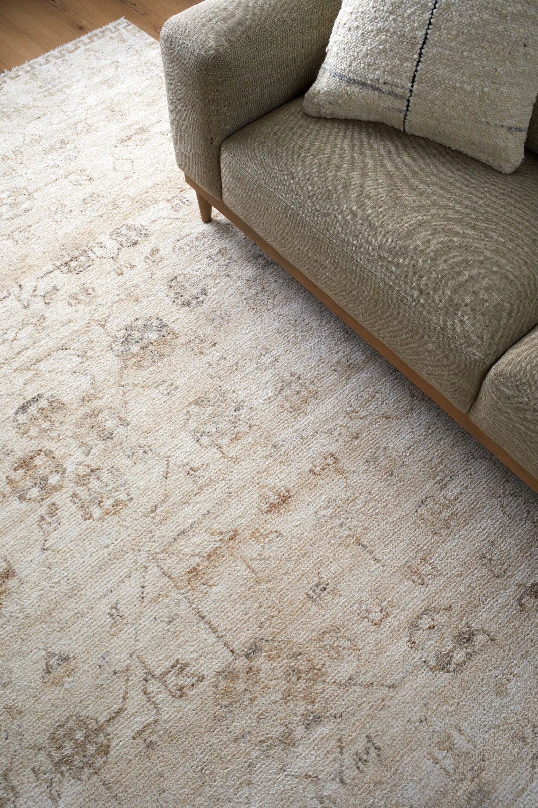 Cannes Hand Knotted Rug – 366 x 274cm