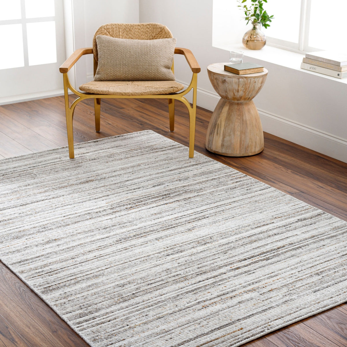 Hollister Hand Loomed Rug – 305 x 244cm