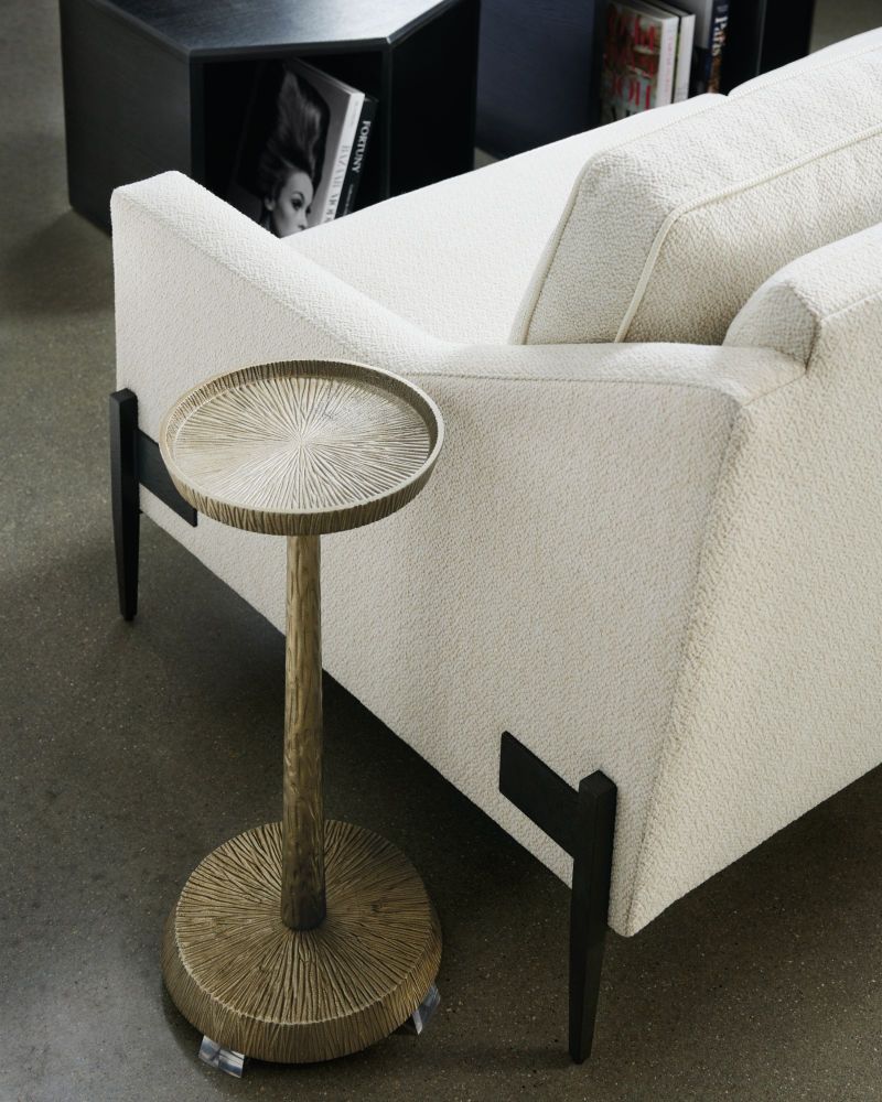 ReMix Metal Spot Table