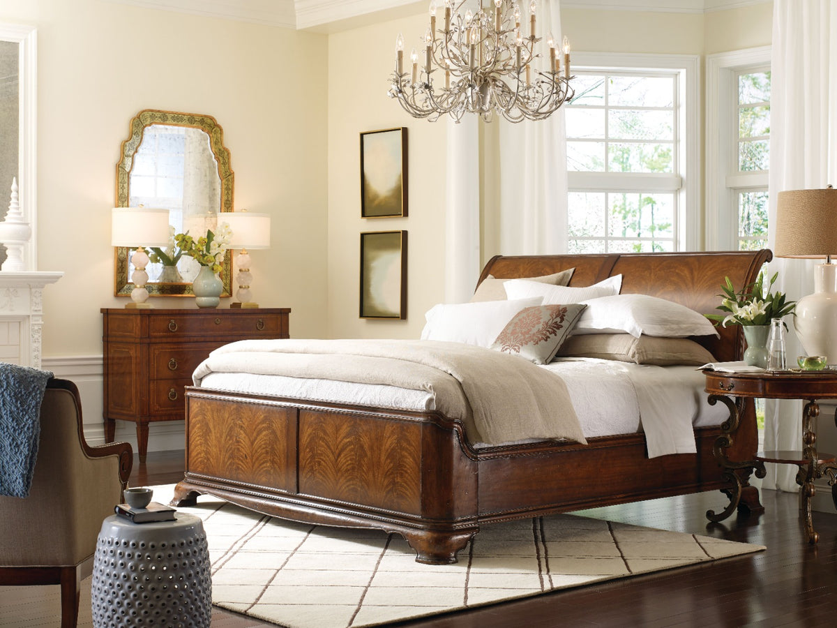 Monarch Sleigh Bed – King