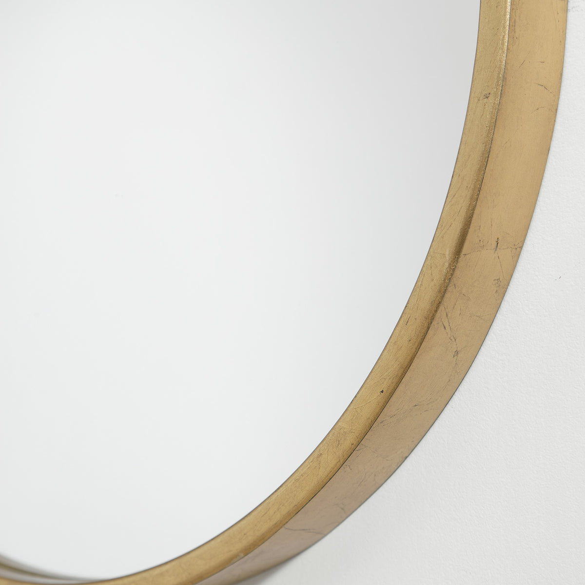 Varina Minimalist Oval Mirror – Gold