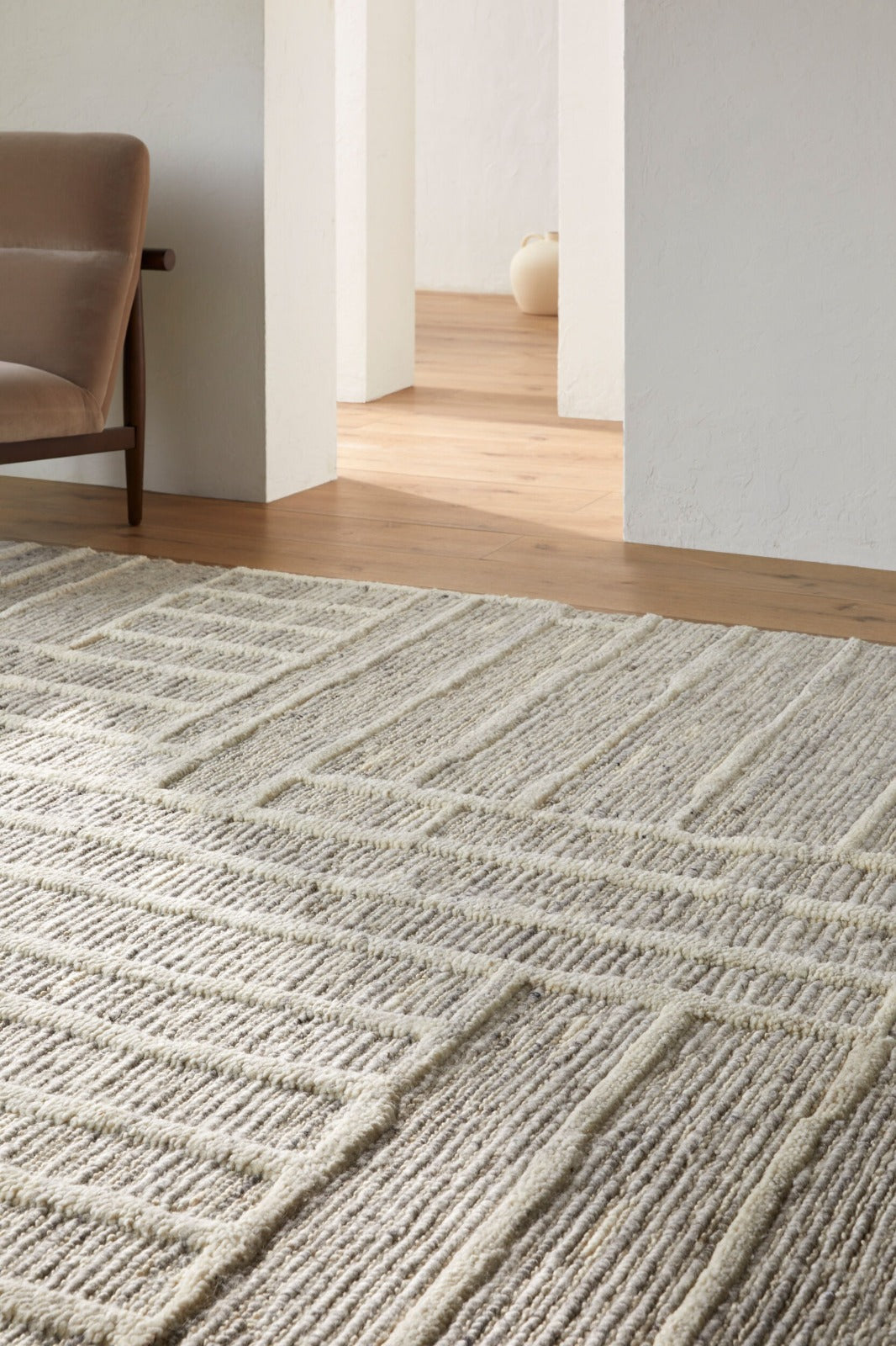 Manisa Hand Woven Rug – 229 x 152cm
