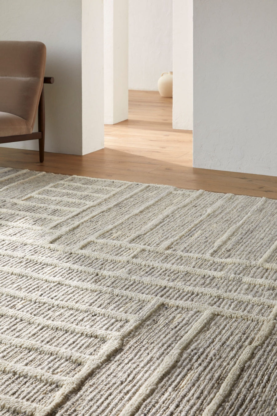 Manisa Hand Woven Rug – 229 x 152cm