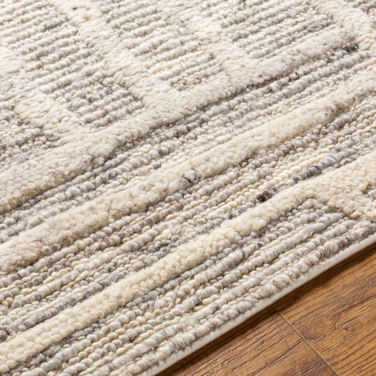 Manisa Hand Woven Rug – 305 x 244cm
