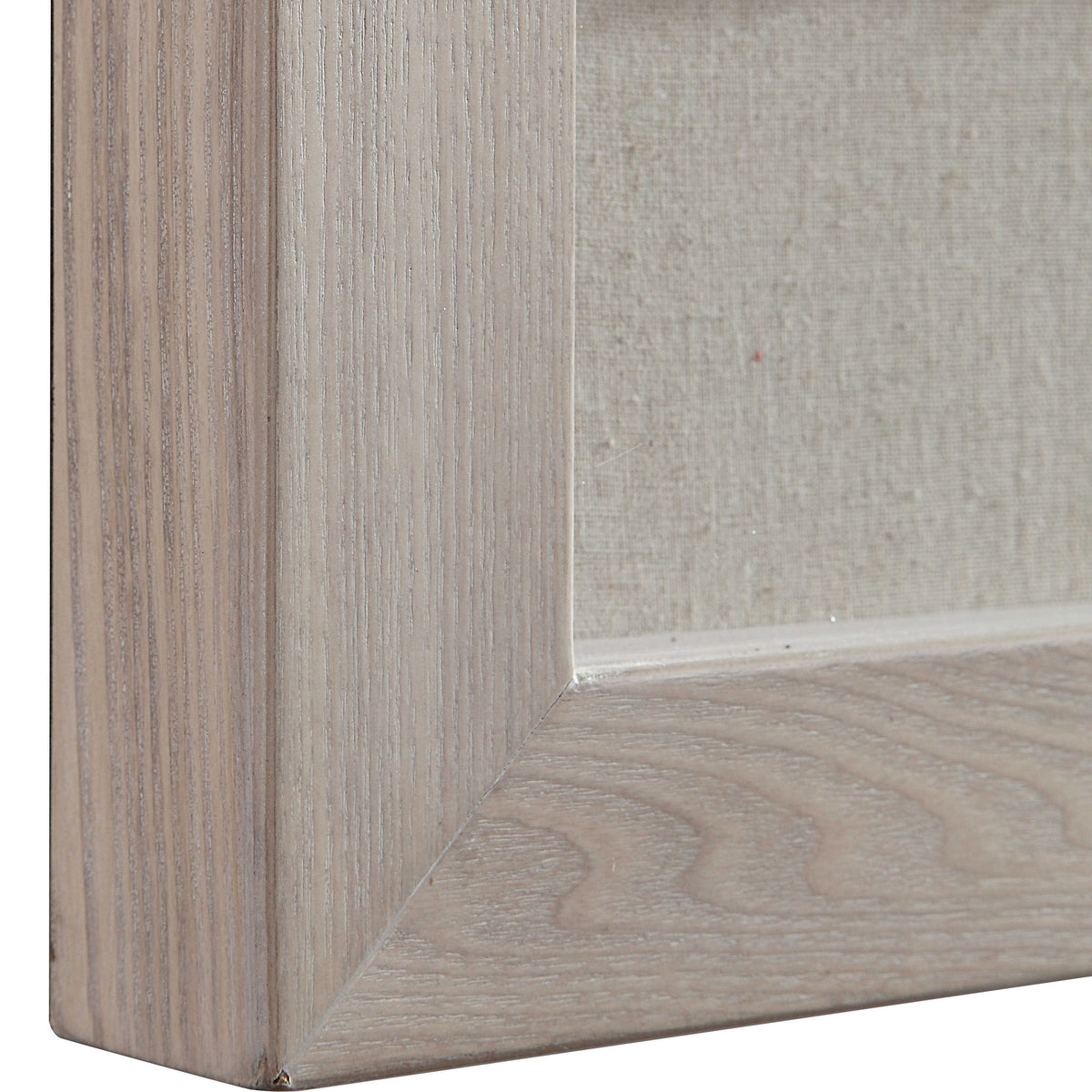 Amata Shadow Box