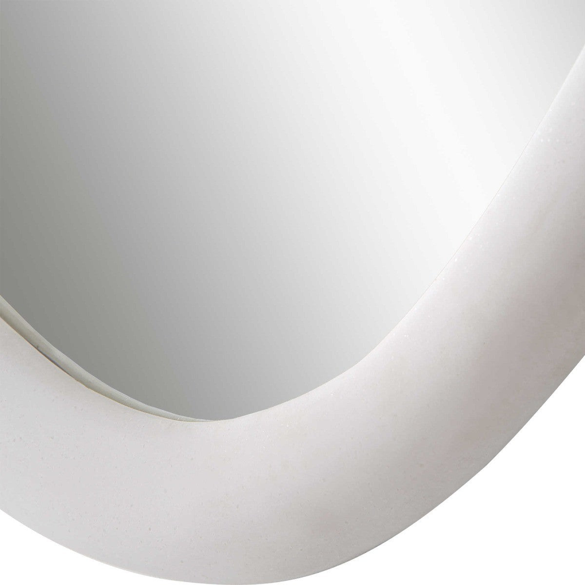 Amorphic Mirror – 43 cm