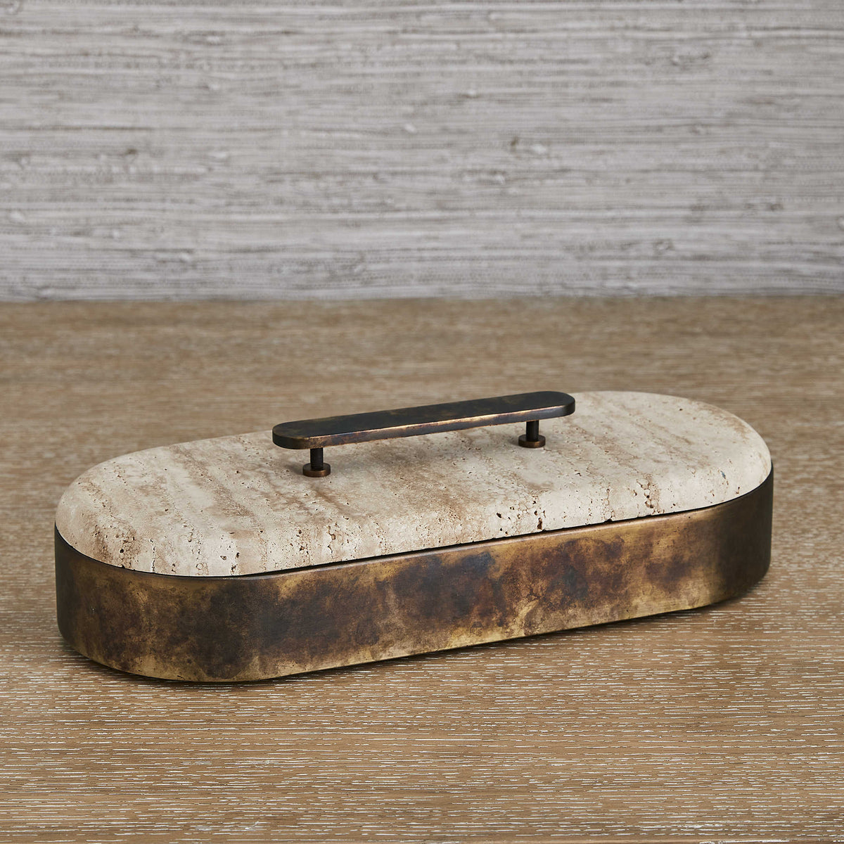 Hippodrome Box – Low