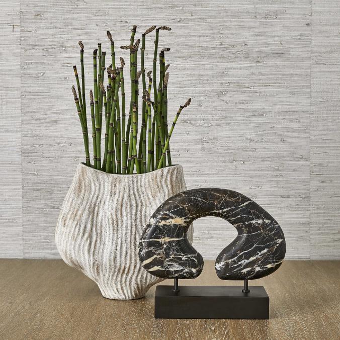 Modern Tunnel Vision Sculpture – Black Marble