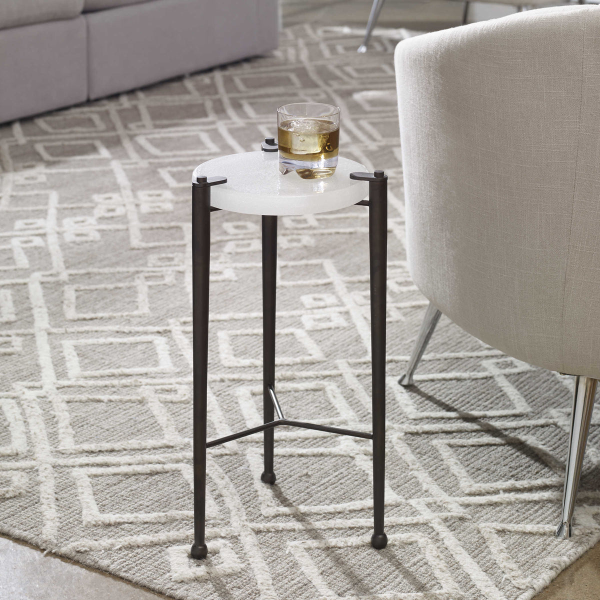 Ames Drinks Table