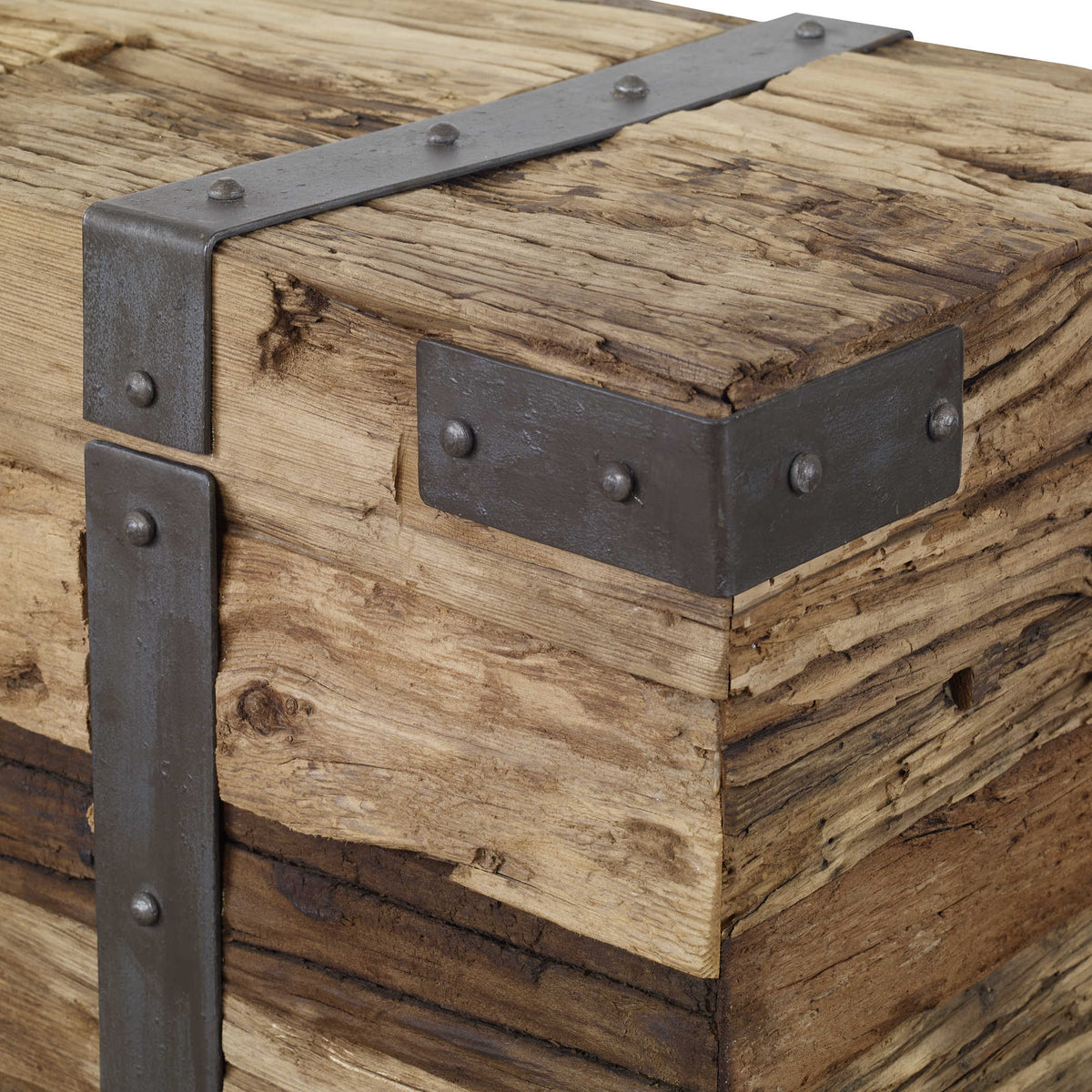 Chester Storage Trunk