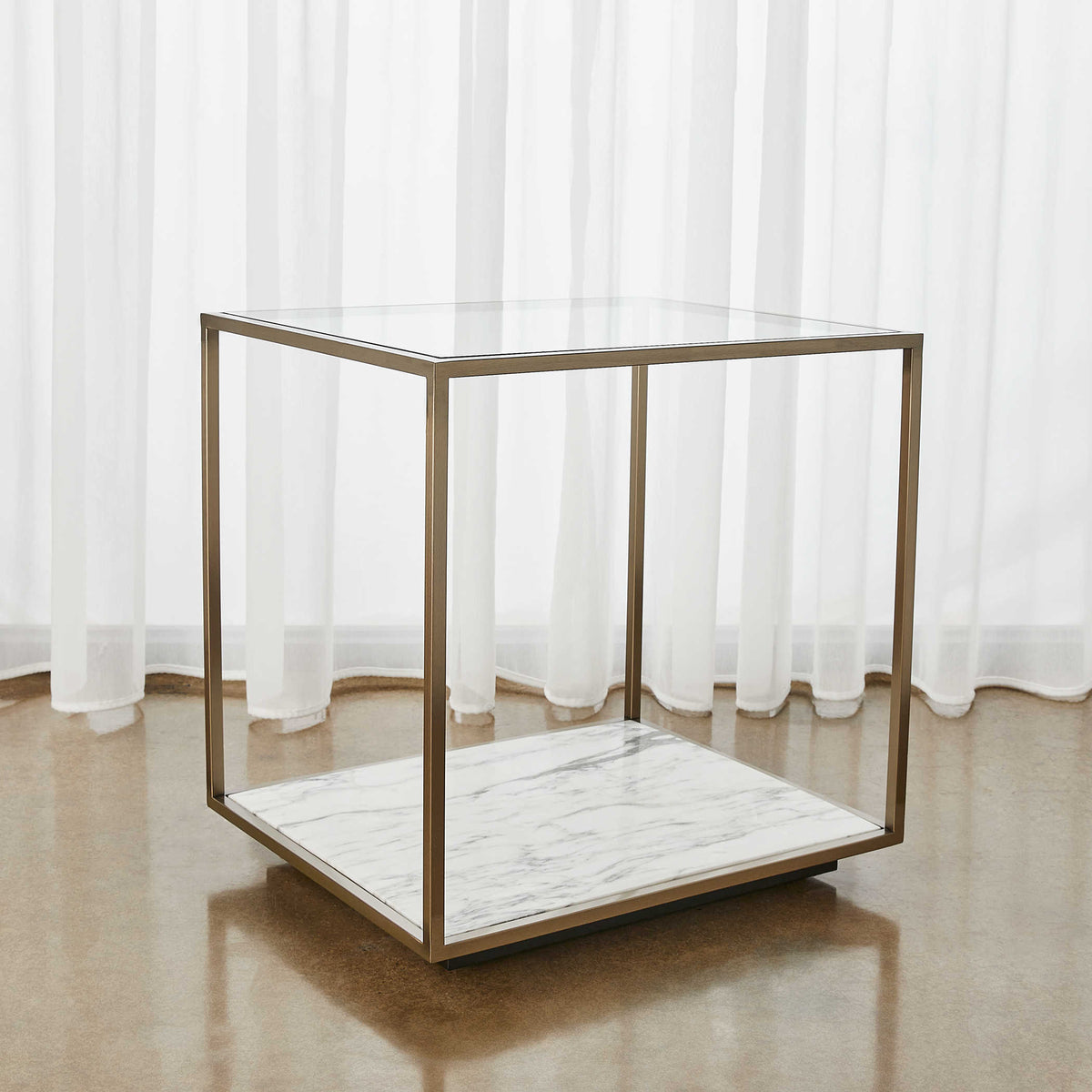 Floating Plane End Table – Marble/Brass