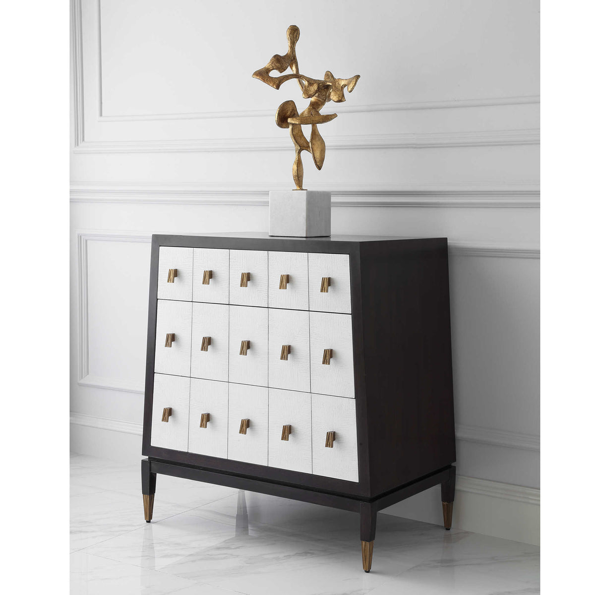 Pyramid Chest of Drawers – White