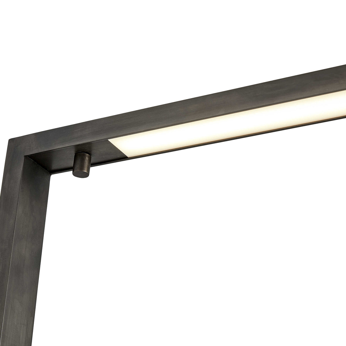 Illume Floor Lamp – Marble and Bronze