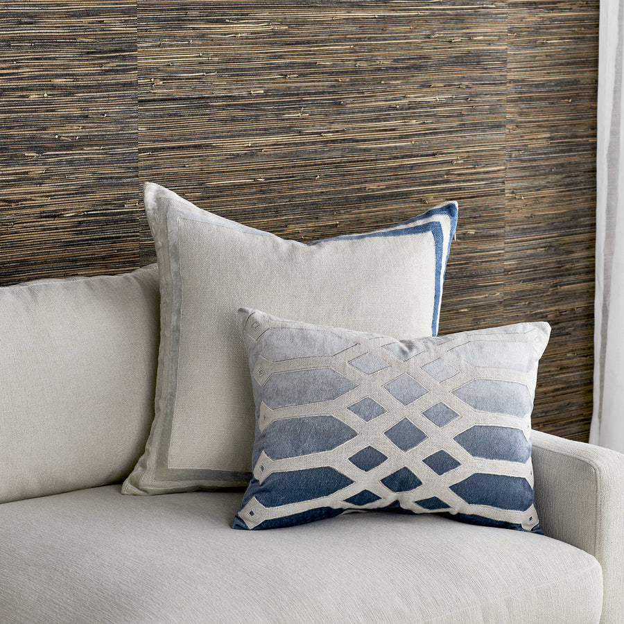 Lattice Cushion