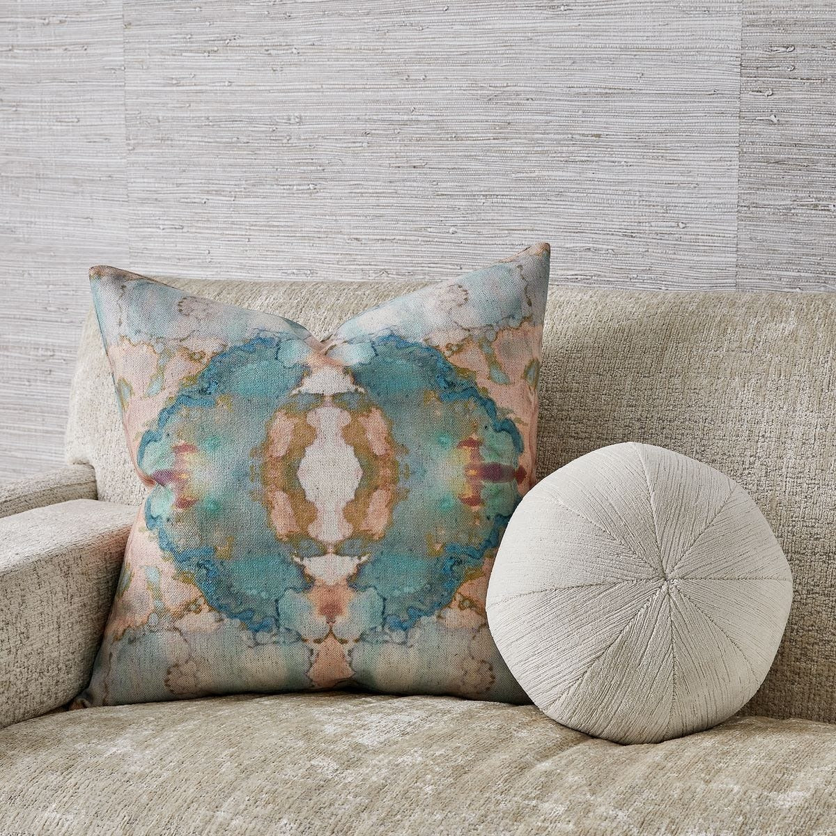 Spectrum Cushion – Blush and Aqua
