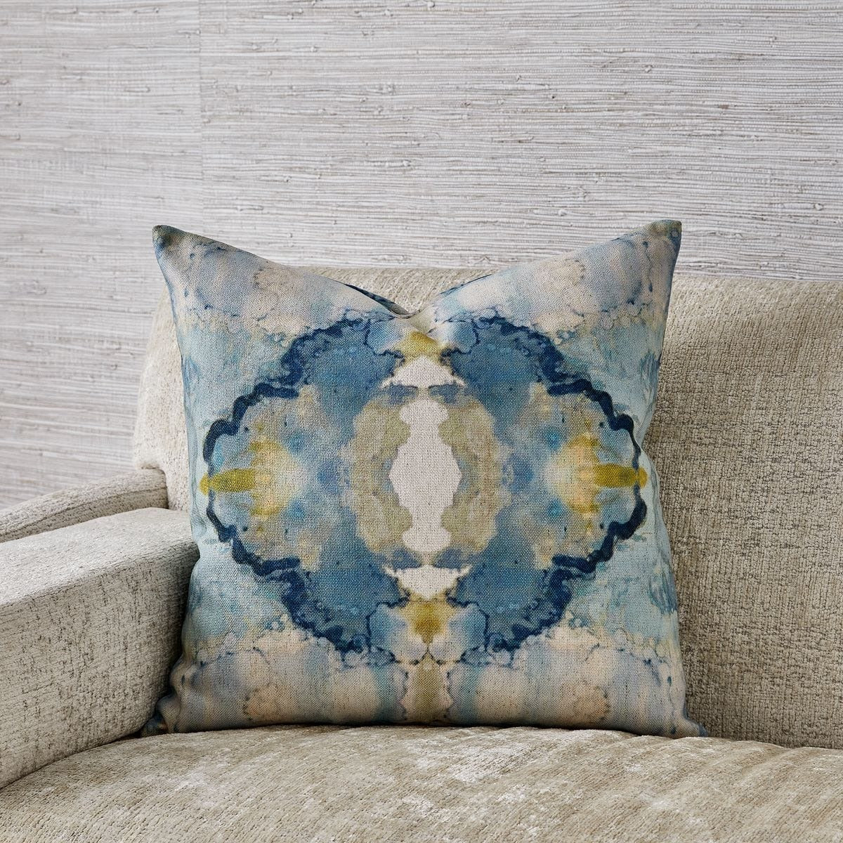 Spectrum Cushion – Blue