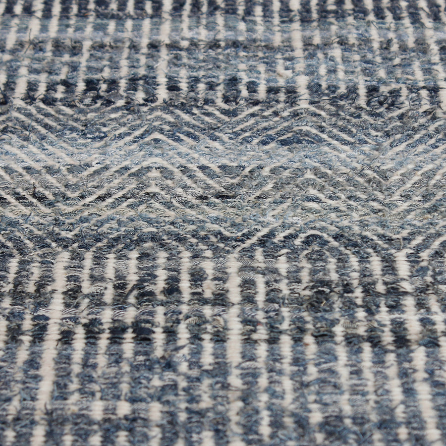 Bolivia Rug – Blue, 244 x 305 cm
