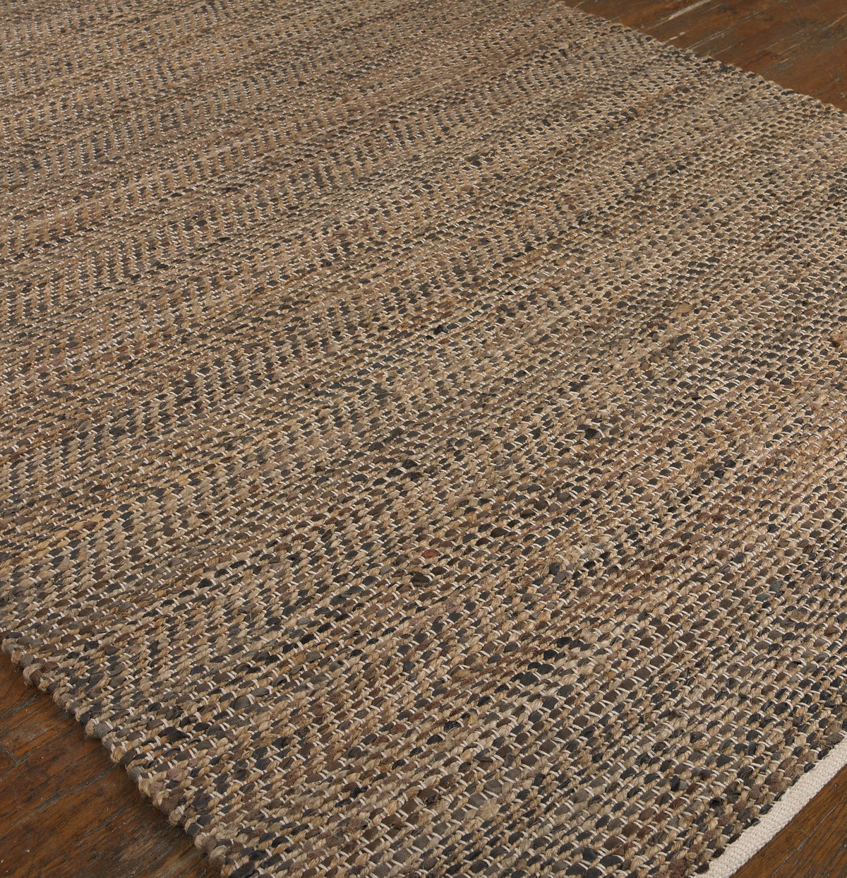 Tobais Rescued Leather and Hemp Rug – 244 x 305 cm