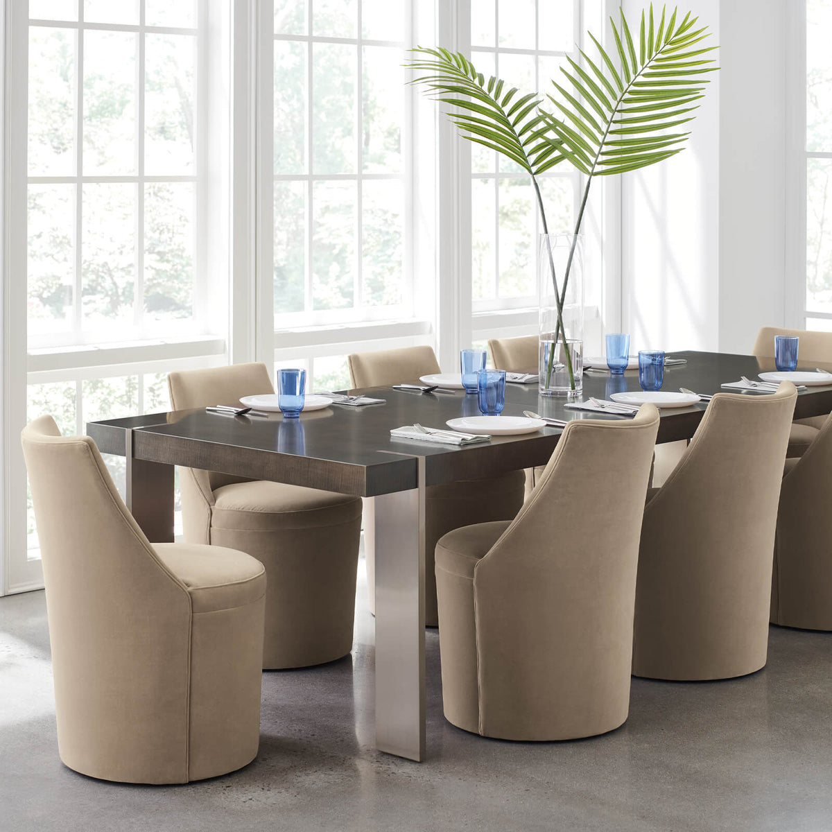 Barrel Role Dining Chair