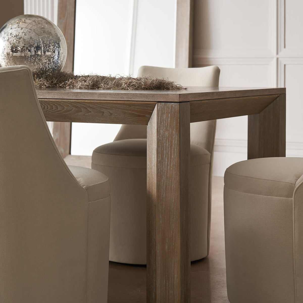 Barrel Role Dining Chair