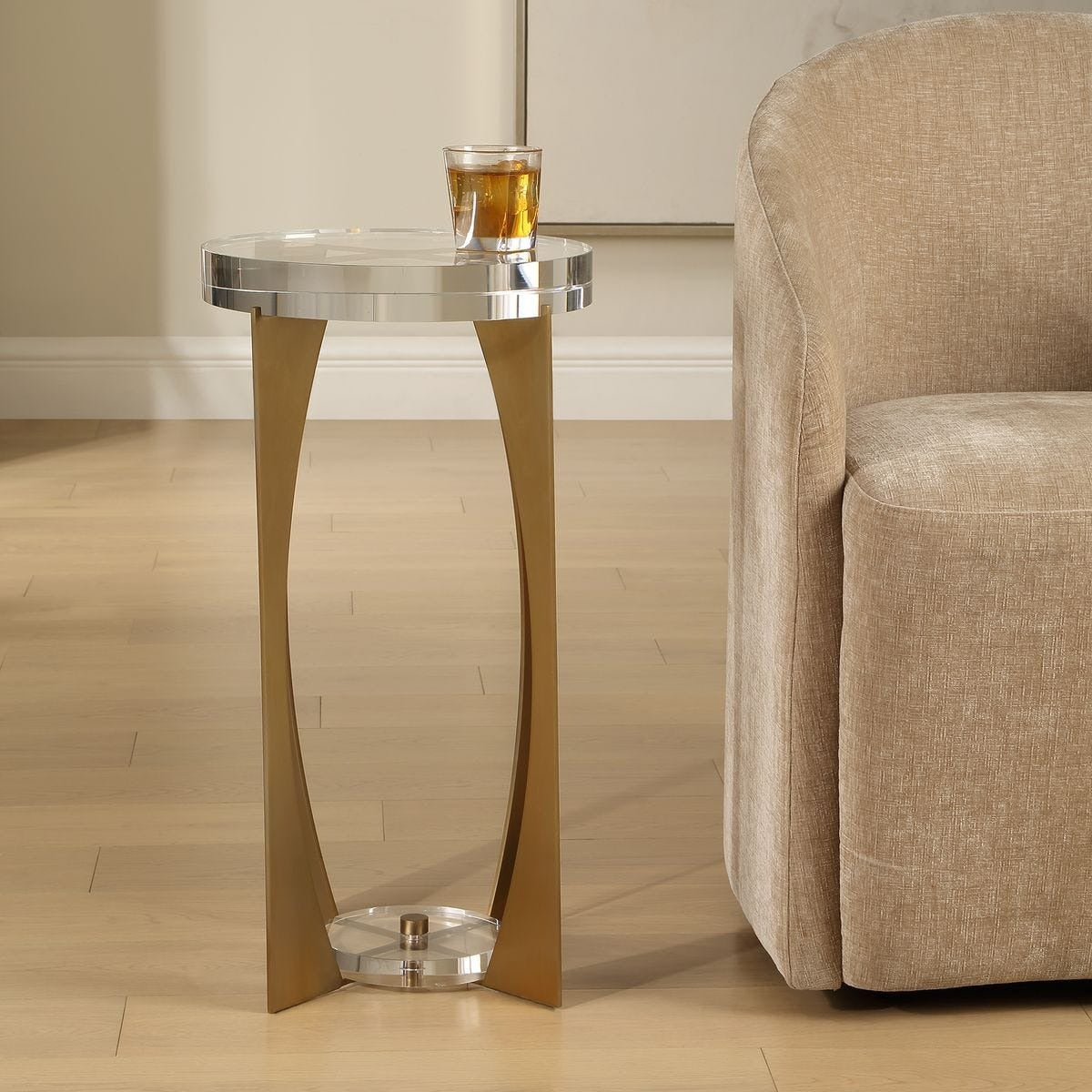 Kolkata Accent Table – Brass