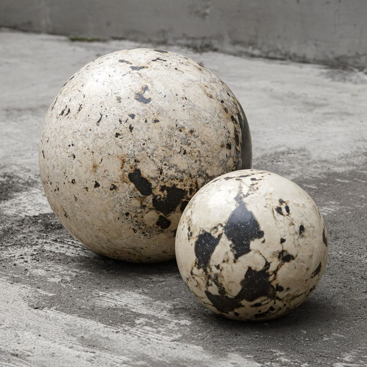 Nouveau Coral Stone Decorative Spheres – Set of 2