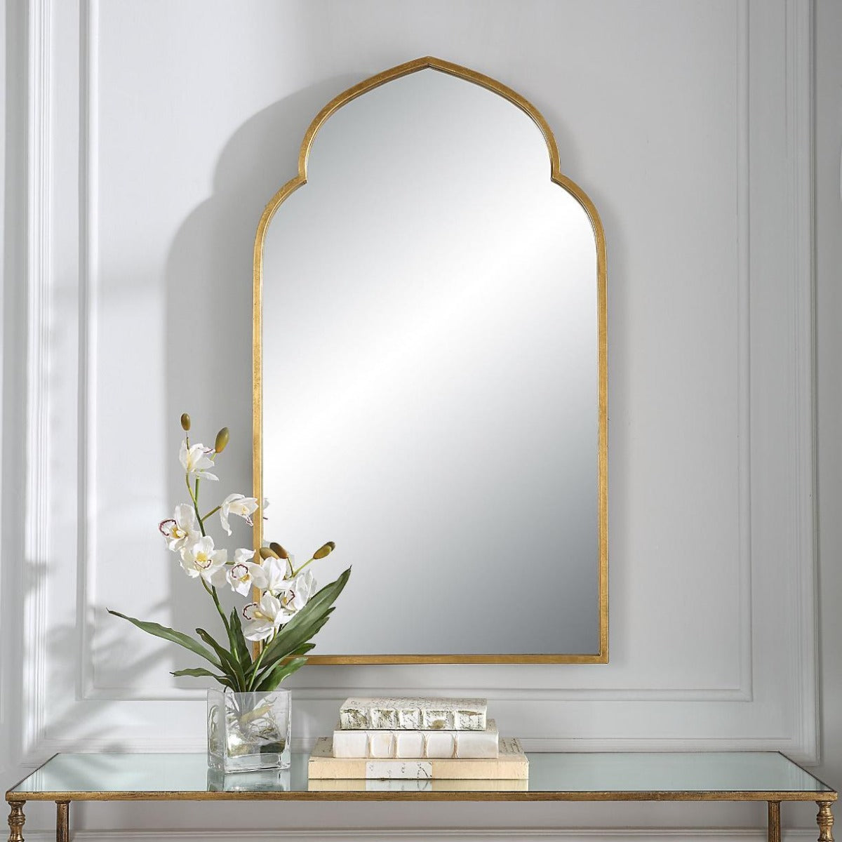 Temple Arched Mirror – Gold