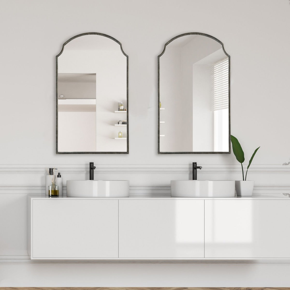 Beatrice Arched Mirror – Brushed Bronze