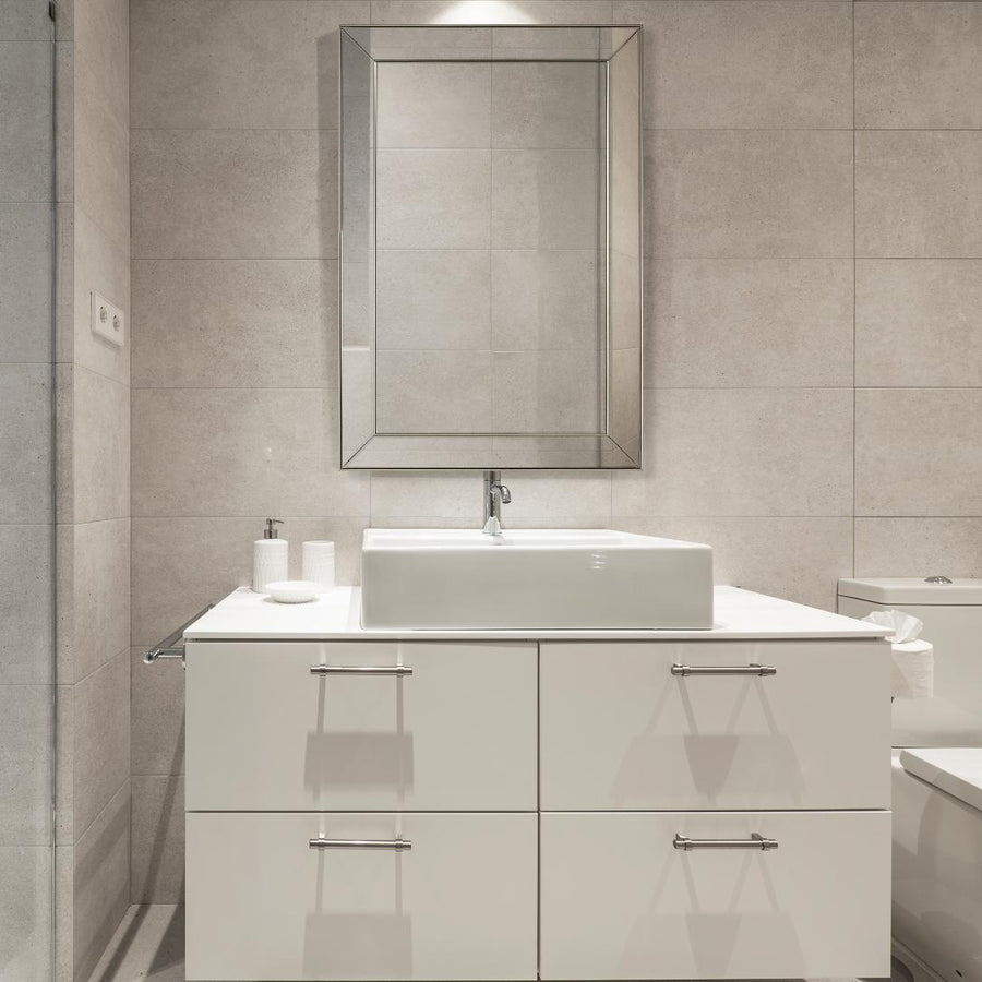 Hannah Rectangular Mirror – Champagne Finish