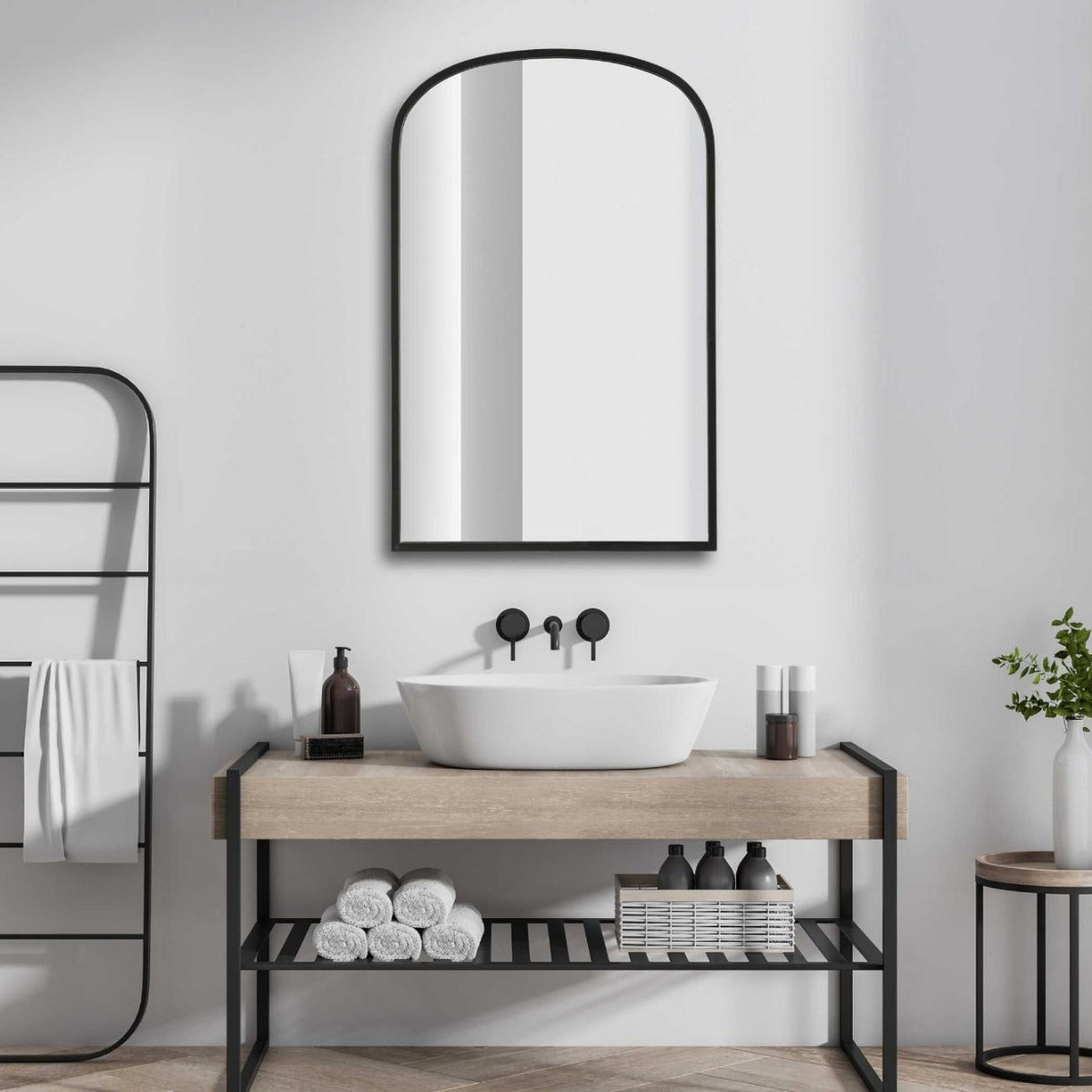 Aydyn Arched Mirror – Black