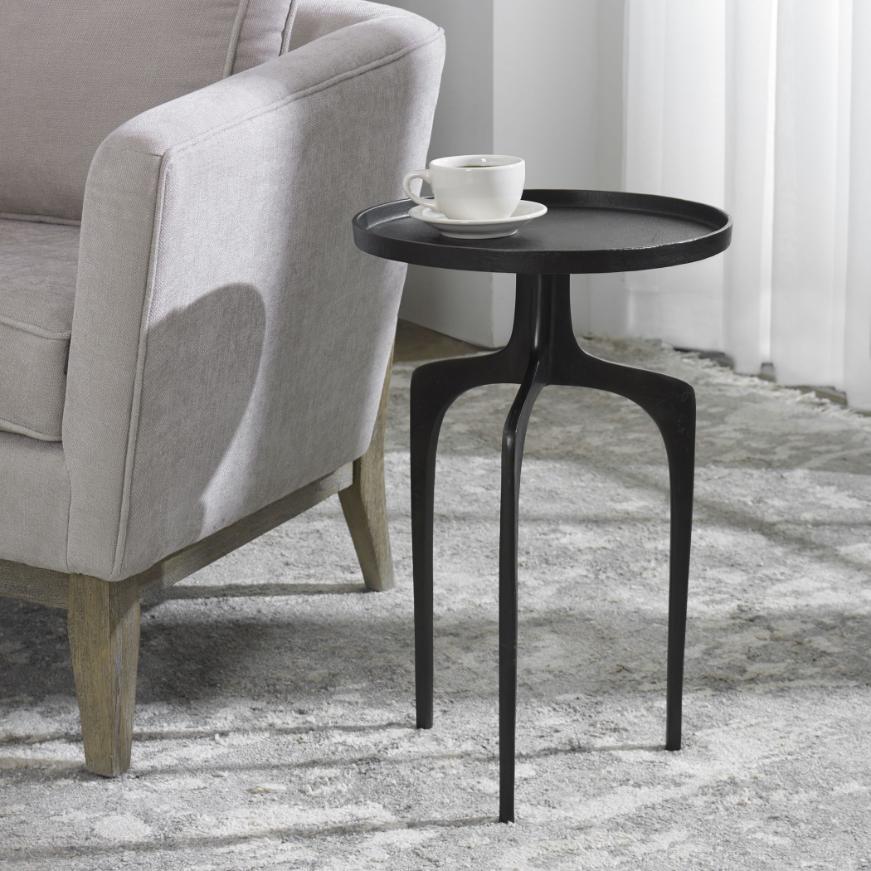 Tripod Side Table – Black