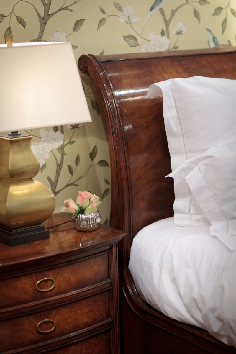 Monarch Sleigh Bed – King